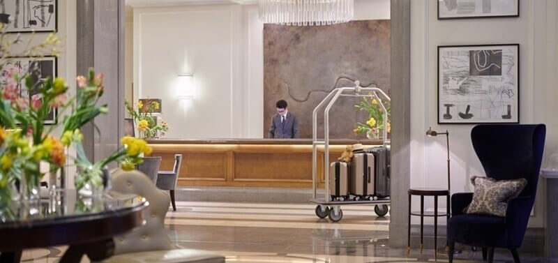 The Top 20 Best Hotel Lobby Designs in the World 11