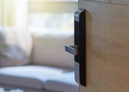 7 Types of Hotel Door Lock System, How to Choose? 1