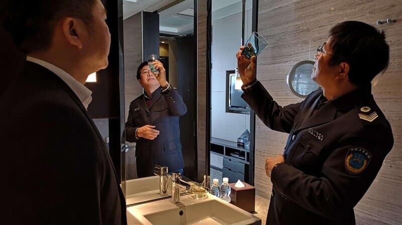 hotel security tips