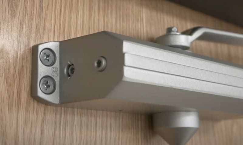 Hydraulic door closer problems