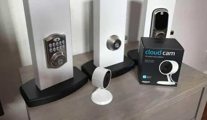 Kwikset smart lock is not lighting up