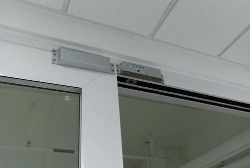 Opening a Hotel Door with a Magnet: Myth or Reality? 6
