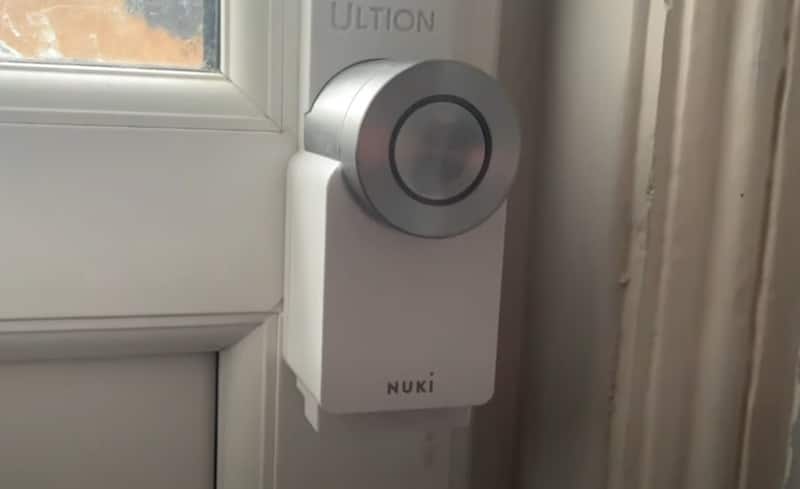 Using Smart Locks for Self Check-in Airbnb: All You Need to Know 7